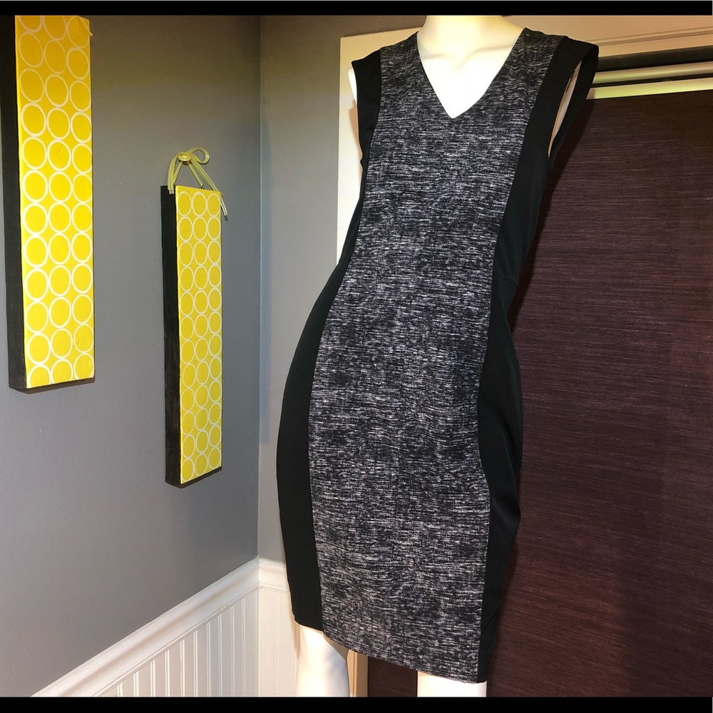 H&M- Black & white dress- size 8🧡
